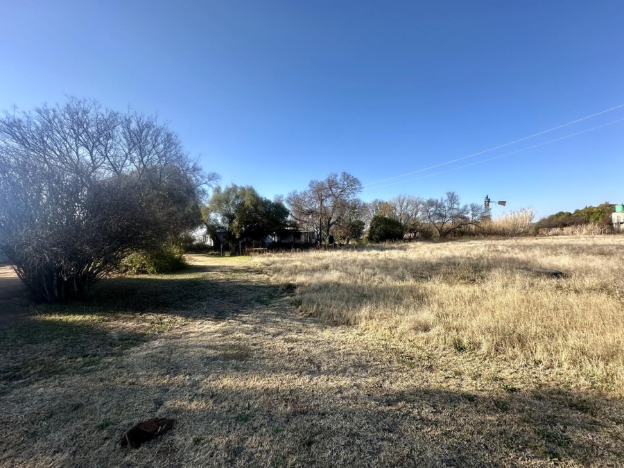 9 Bedroom Property for Sale in Bloemspruit Free State